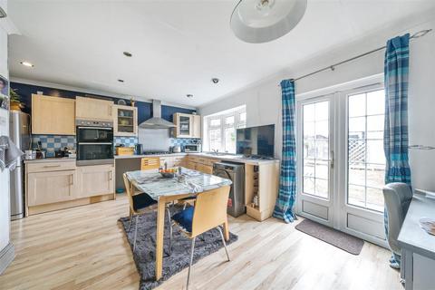 12 Wolsey Drive, Kingston Upon Thames, KT2 5DN
