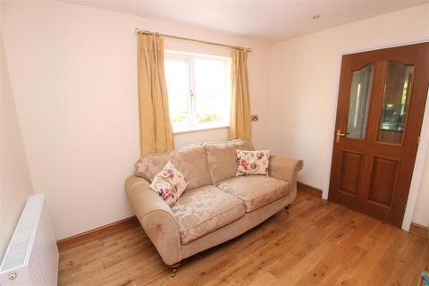 3 bedroom detached house to rent, Striga Bank, Hanmer, Whitchurch