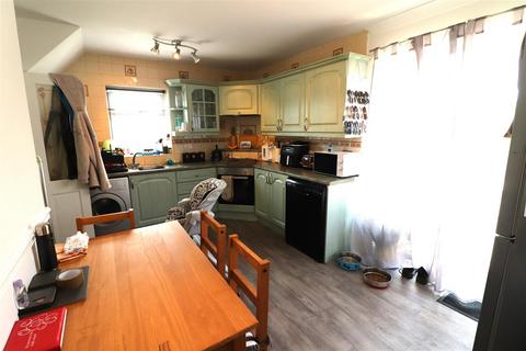 2 bedroom end of terrace house for sale, Terrier Close, Bedlington