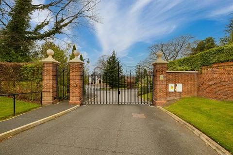 3 bedroom house for sale, St. Hilarys Park, Alderley Edge