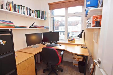 87 Abbots Way, Beckenham, BR3 3SE