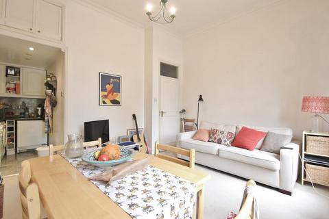 1 bedroom house to rent, Elgin Avenue, London