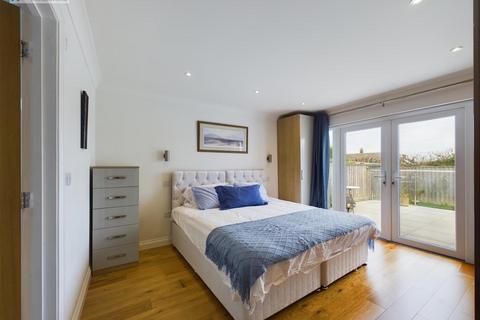 3 bedroom detached bungalow for sale, Richmond Park, Northam