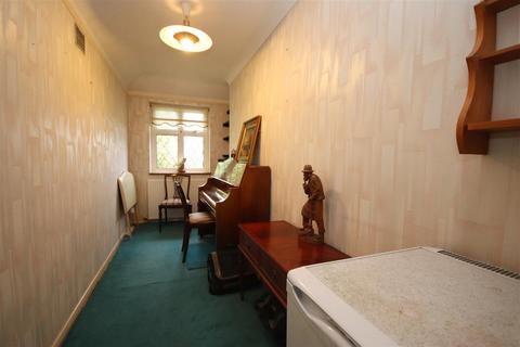 3 bedroom detached house for sale, Shepherds Lane, Dartford