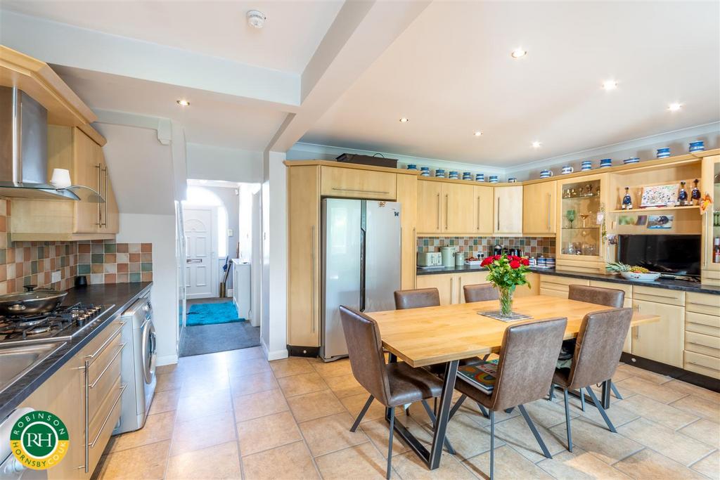 Dining kitchen