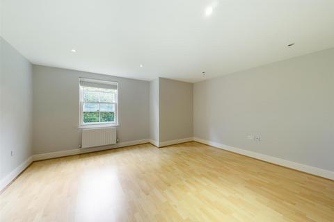 2 bedroom flat to rent, Apt 8 Newfield PlaceNewfield CourtDoreSheffield