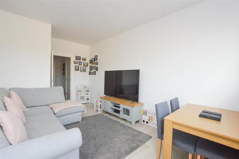 2 bedroom flat for sale, 20 Upperton Road, Eastbourne