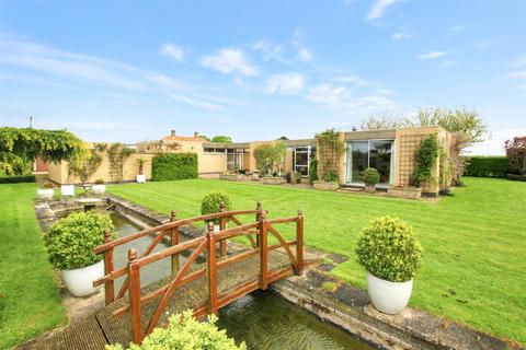 4 bedroom detached bungalow for sale, Barlings Lane, Langworth, Lincoln LN3