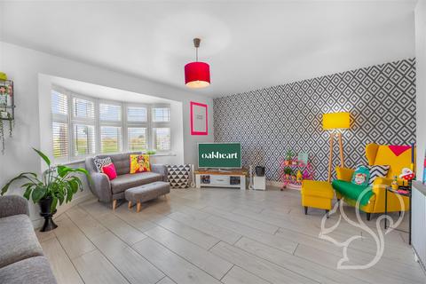 25 Glebe View, West Mersea, Colchester, CO5 8GH