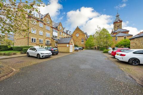 1 bedroom apartment for sale, Westminster House, Hallam Close, Watford, WD24