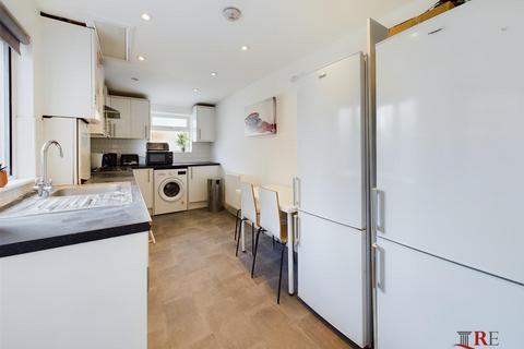 House share to rent, Old Oak Lane, London