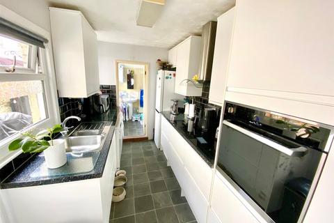 5 Maidstone Road, Lowestoft, NR32 2AY