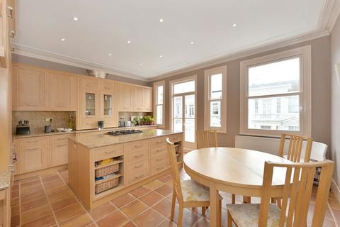 4 bedroom apartment to rent, Fairholme Road, Barons Court, W14
