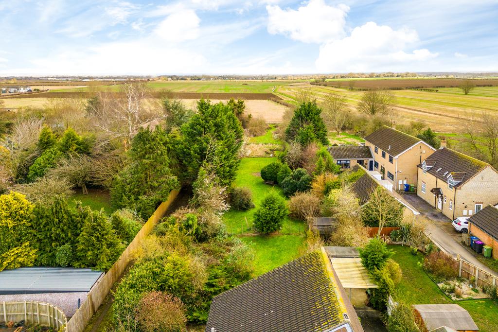 Lodge Lane, Nettleham, Lincoln... 4 bed detached bungalow for sale £