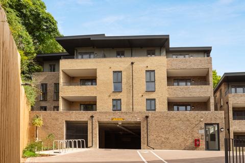 3 bedroom flat for sale, Plot 27 at The Volary, 8-10 Grovelands Road CR8