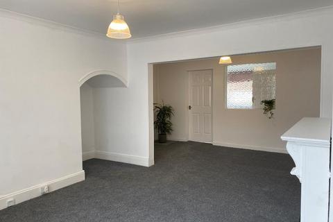 2 bedroom end of terrace house for sale, Kirklands Road, HULL, HU5 5AX