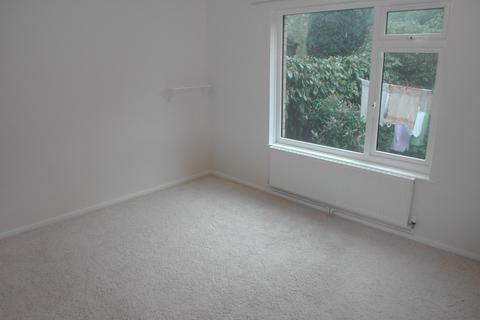 2 bedroom flat for sale, 8 Wessex Gardens Totley Brook Road Sheffield S17 3PQ