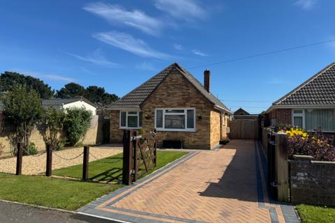 3 bedroom detached bungalow for sale, Holbury, Southampton, Hampshire, SO45