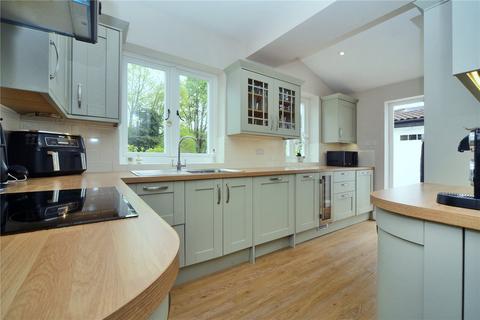 3 bedroom semi-detached house for sale, Pine Walk, Banstead, Surrey, SM7