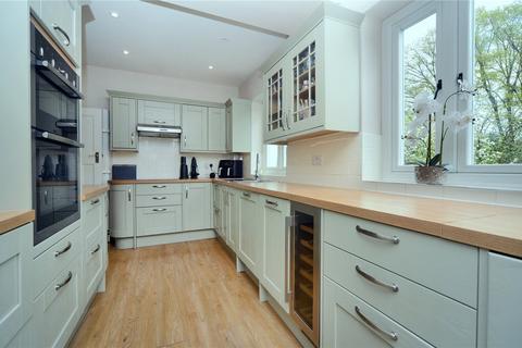 11 Pine Walk, Banstead, SM7 3QA