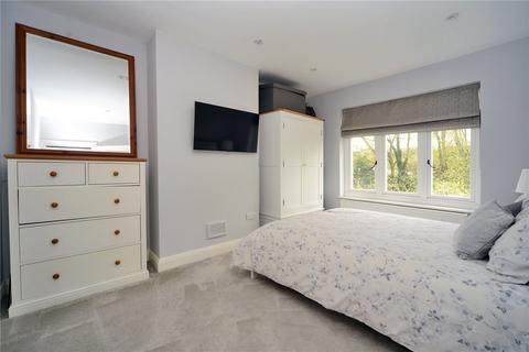 11 Pine Walk, Banstead, SM7 3QA