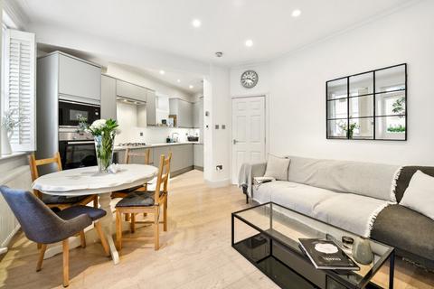 2 bedroom flat for sale, Rostrevor Road, London