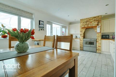 3 bedroom semi-detached house for sale, Lower Road, Minster on sea