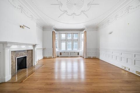 4 bedroom apartment to rent, Old Court House,  Kensington,  W8