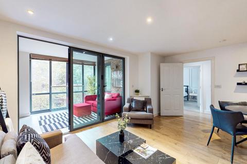 2 bedroom flat for sale, Gutenberg Court, Grange Road, SE1