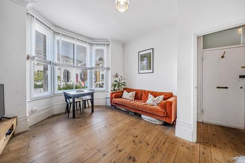 2 bedroom apartment for sale, Annandale Road, London