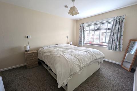 3 bedroom end of terrace house for sale, Rydal Avenue, Grangetown, Middlesbrough, North Yorkshire, TS6
