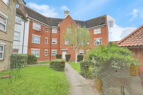 2 bedroom flat to rent, Tallow Gate, Chelmsford, CM3