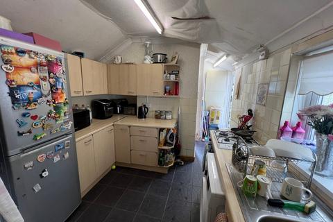 3 bedroom terraced house for sale, Bank Street Tonypandy - Tonypandy