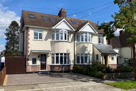 3 bedroom semi-detached house for sale, Fifth Avenue, Chelmsford CM1