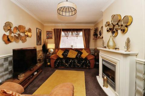 2 bedroom end of terrace house for sale, Cawdor Crescent, Kirkcaldy, KY2