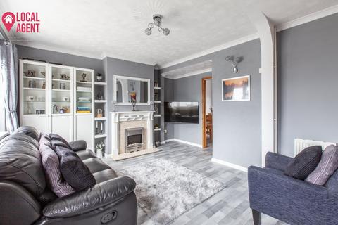3 bedroom end of terrace house to rent, Coller Crescent, Dartford, DA2