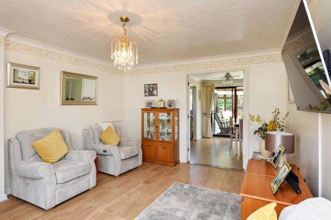 41 Sedgemoor, Shoeburyness, Southend-on-sea, SS3 8AX