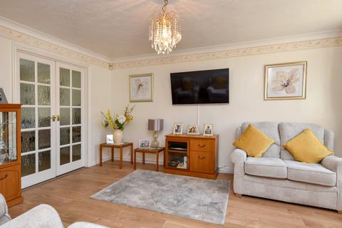 41 Sedgemoor, Shoeburyness, Southend-on-sea, SS3 8AX