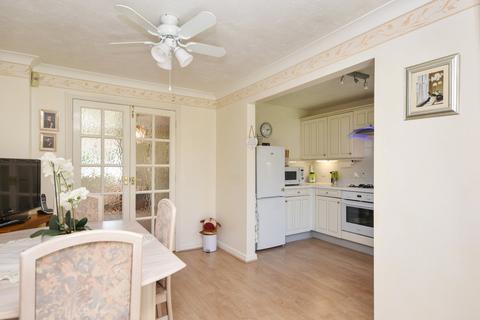 41 Sedgemoor, Shoeburyness, Southend-on-sea, SS3 8AX