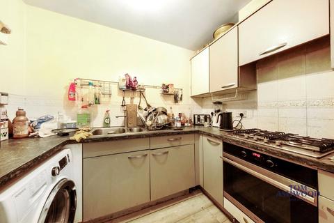 2 bedroom apartment for sale, Blackthorn Road, Ilford, IG1
