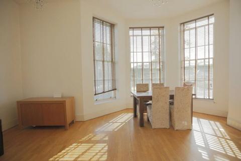 3 bedroom apartment to rent, Princess Park Manor, Royal Drive, New Southgate, Barnet, N11
