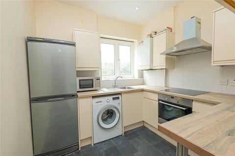 3 bedroom apartment to rent, Station Road, Finchley Central, London, N3