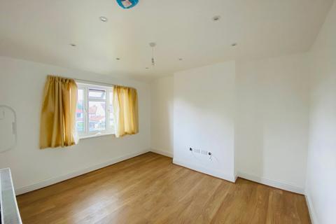 4 bedroom semi-detached house to rent, Clifford Way, London NW10
