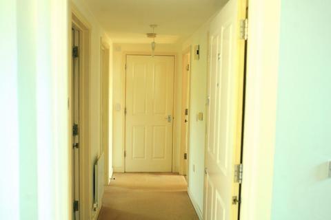 2 bedroom flat for sale, Gareth Drive, London, N9