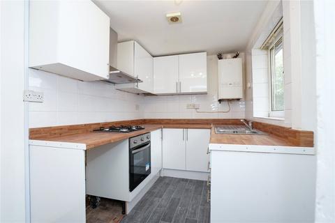 2 bedroom terraced house to rent, Victoria Street, Hemsworth, Pontefract, Wakefield, WF9