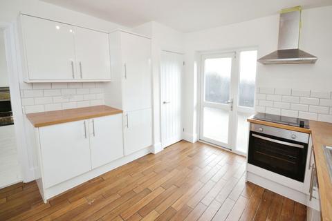 3 Goldsmiths Avenue, Corringham, Stanford-le-hope, SS17 7HU