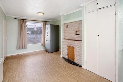 2 Longfield, Starcross, Exeter, EX6 8PW