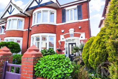 3 bedroom semi-detached house for sale, Lincoln Road, Blackpool