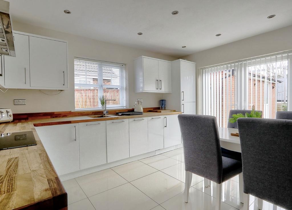 Kitchen / Diner