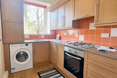 2 bedroom flat to rent, Paisley Road West, Glasgow G52